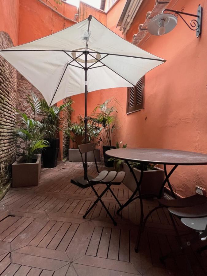 Rione Monti Studio Apt With Private Garden Roma Dış mekan fotoğraf